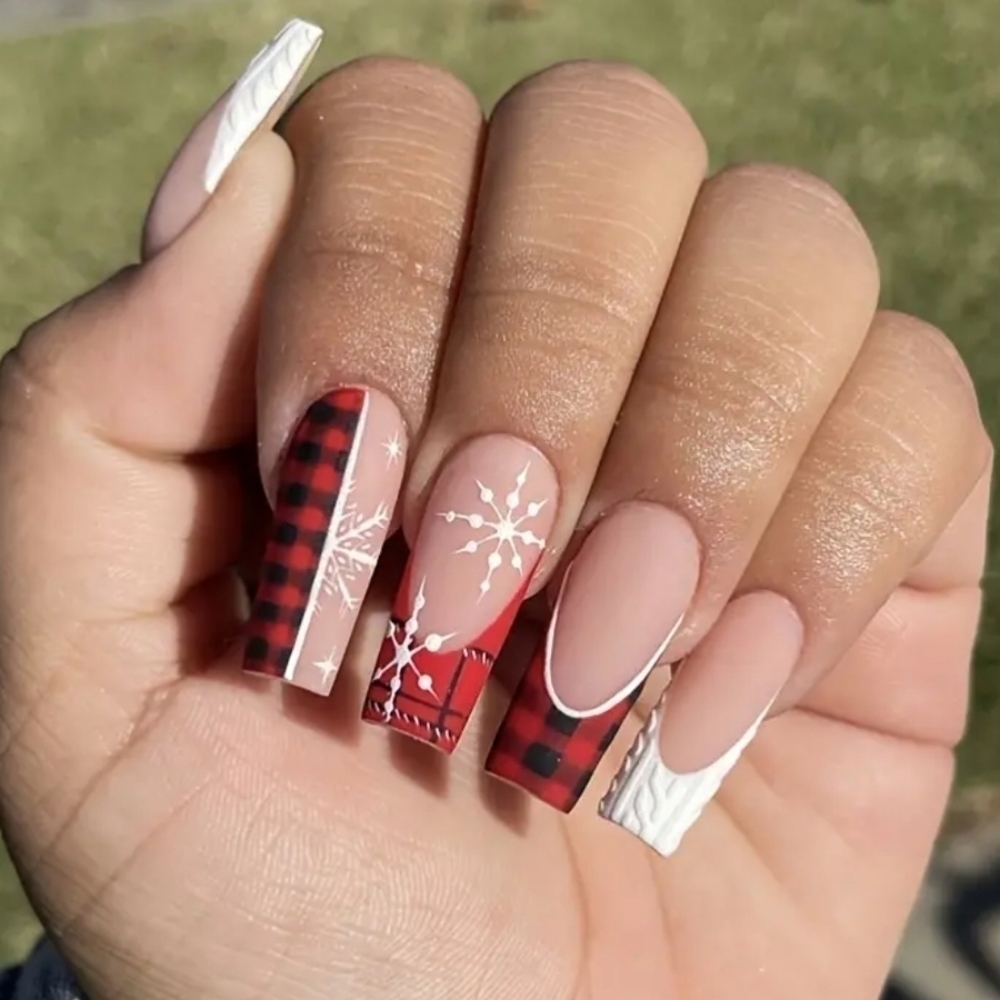 24 Pieces Fake Press On Nails